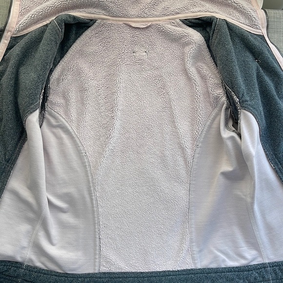 LULULEMON PEDAL POWER JACKET WOMEN'S SIZE 6 NEUTRAL BLUSH PINK FULL ZIP - Picture 15 of 16